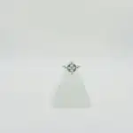 Anillo Nudo De Bruja Espirales Acabado En Plateado