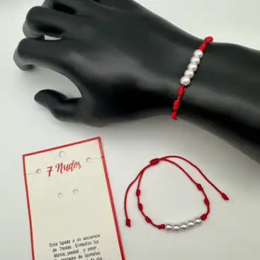 Pulsera Protectora 7 Nudos Con Perlas Juntas