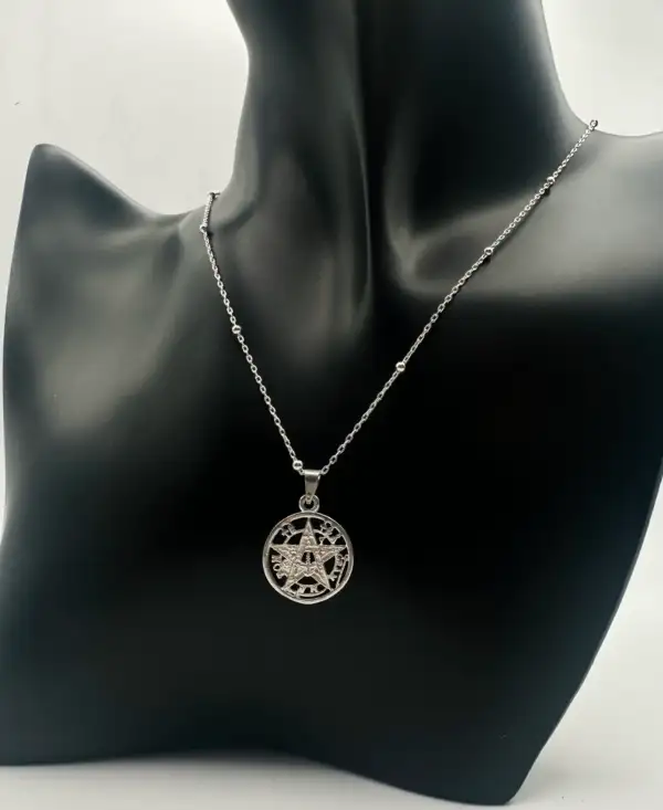 Colgante Tetragramaton Plata Ley Relieve