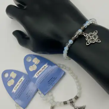 Pulsera De Opalina Con Nudo De Bruja