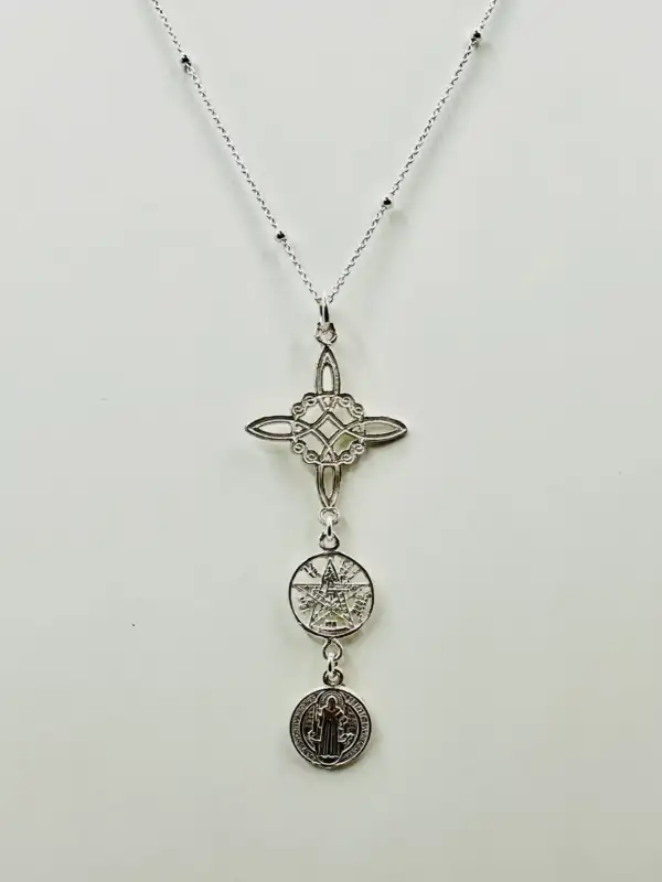 Colgante Nudo De Bruja Tetragramaton Y San Benito Plata De Ley