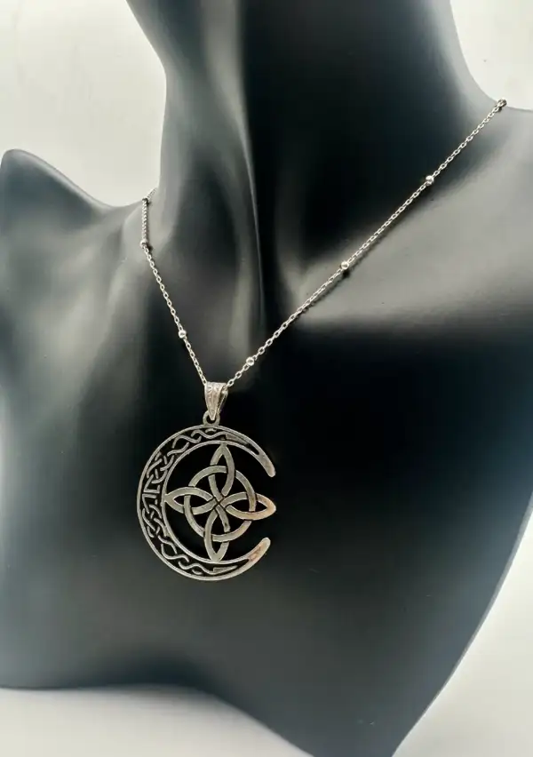 Colgante Luna Vikinga Y Nudo De Bruja Plata De Ley
