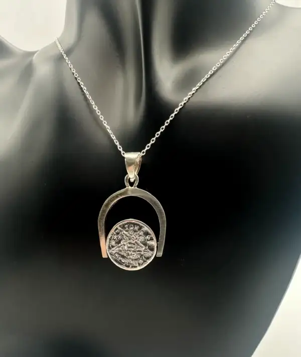 Colgante Giratorio Nudo De Bruja Y Tetragramaton Plata De Ley - Imagen 3