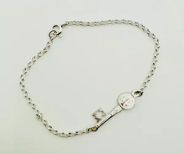 Pulsera Llave De San Benito Pequeña Plata De Ley