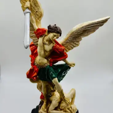 Figura Arcangel San Miguel Beige Con Color