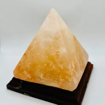 Lampara De Sal Del Himalaya Piramide