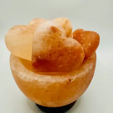 Lampara De Sal Del Himalaya Con Luz Y Corazones