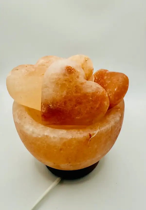 Lampara De Sal Del Himalaya Con Luz Y Corazones