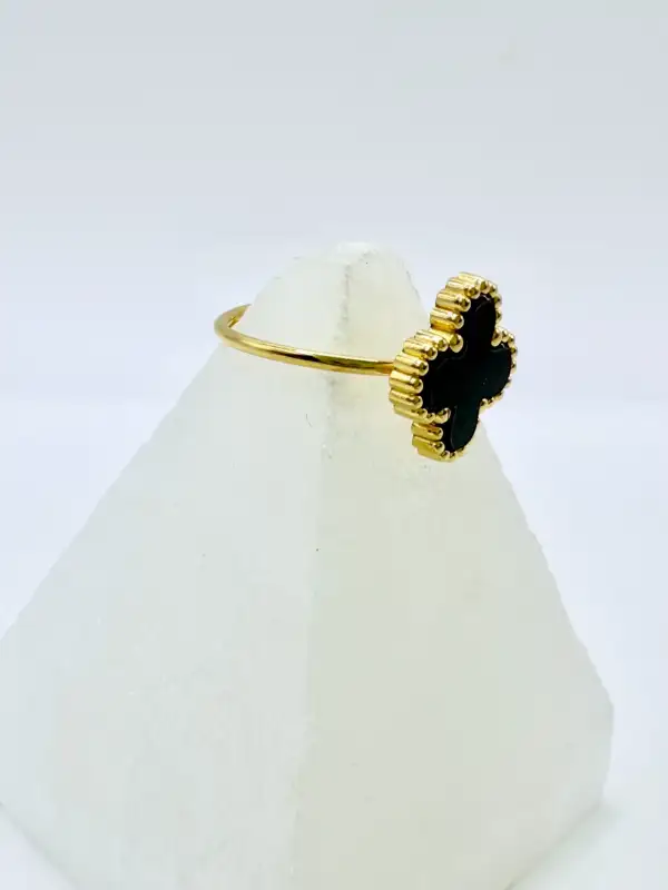 Anillo Flor Color Negro Acero Dorado Grande Regulable - Imagen 3