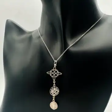 Colgante Nudo De Bruja Tetragramaton Y San Benito Plata De Ley