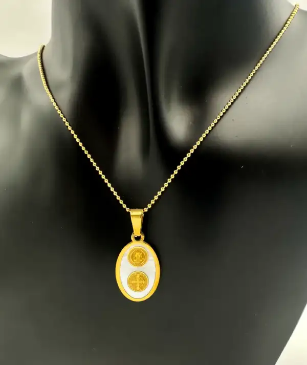 Colgante San Benito Nacar Acero Dorado - Imagen 2