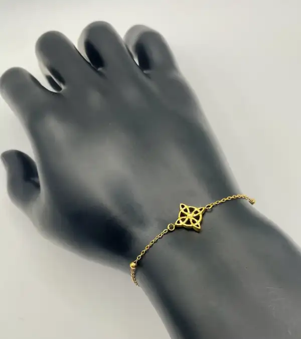 Pulsera Nudo De Bruja Acero Dorado