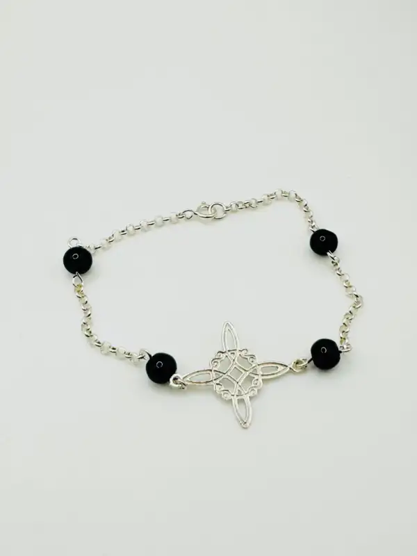 Pulsera Doble Proteccion Nudo De Bruja y Onix Plata De Ley