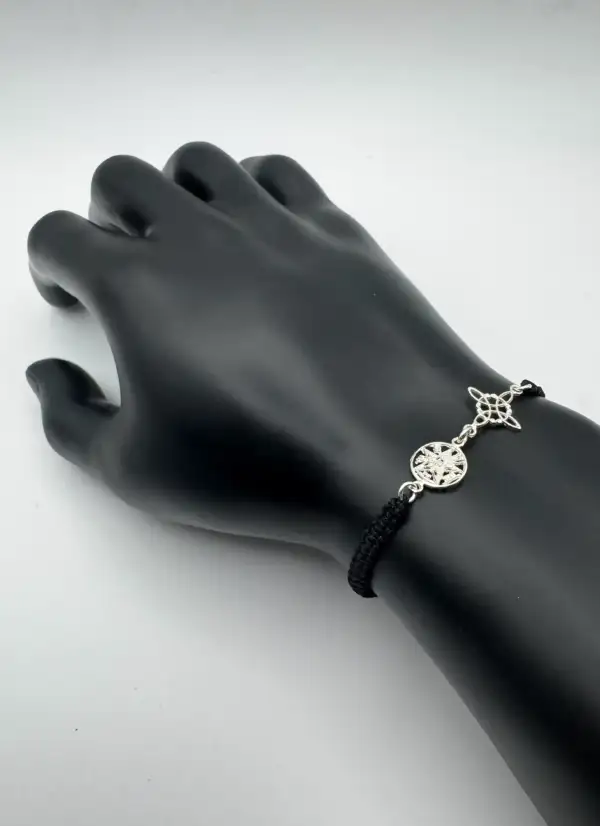 Pulsera Macrame Negra Doble Proteccion Nudo De Bruja Y Tetragramaton Plata De Ley