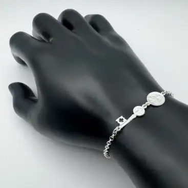 Pulsera San Judas Tadeo Y Llave De San Benito Pequeña Plata De Ley