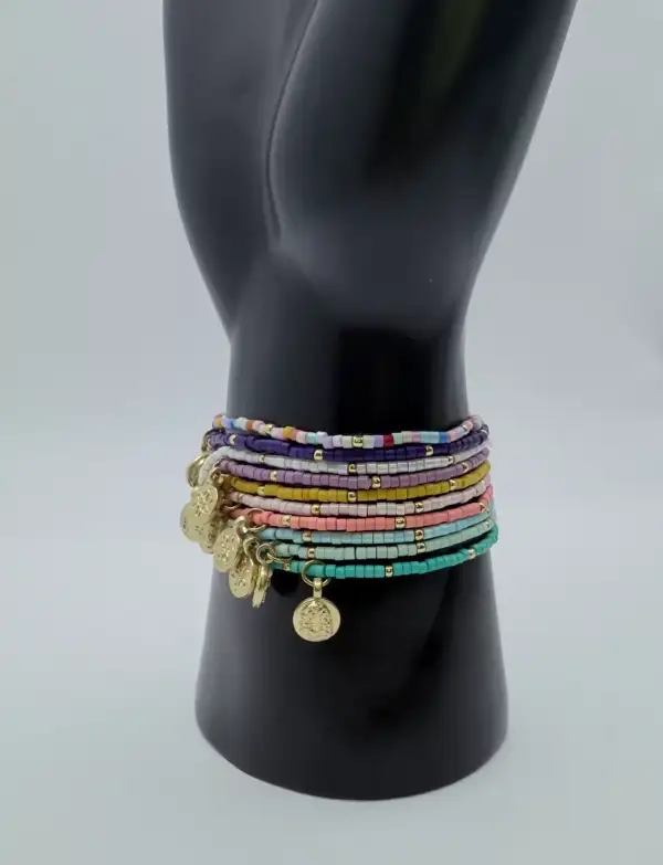 Pulsera Bolitas Virgen De La Macarena Acero Dorado (Color Aleatorio) - Imagen 2