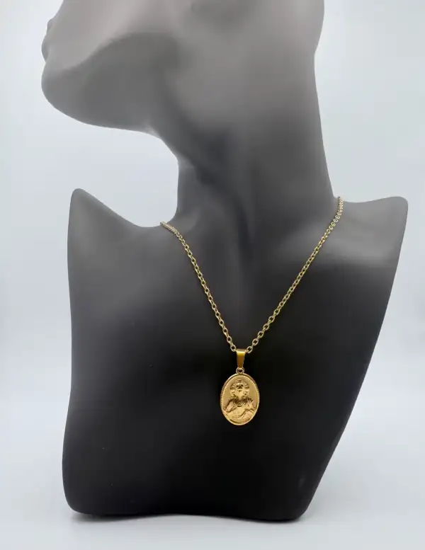 Colgante Sagrado Corazon Acero Dorado