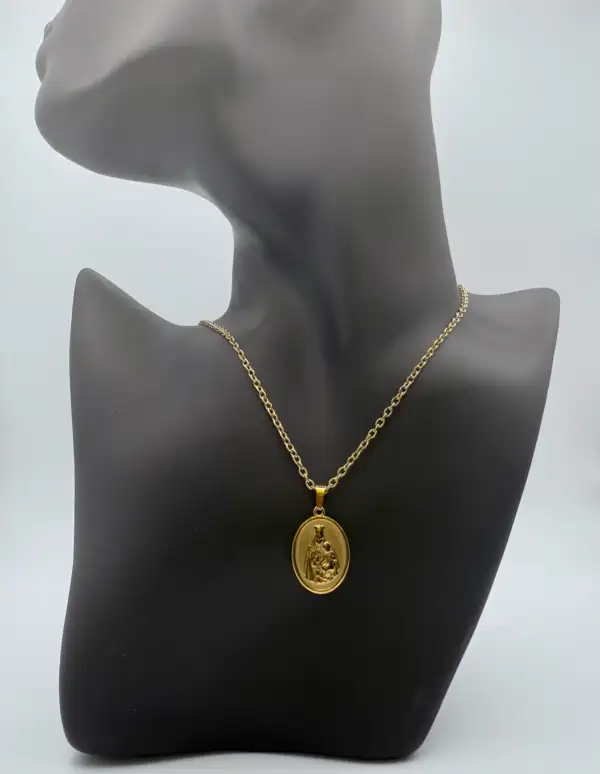 Colgante Virgen Del Carmen Acero Dorado