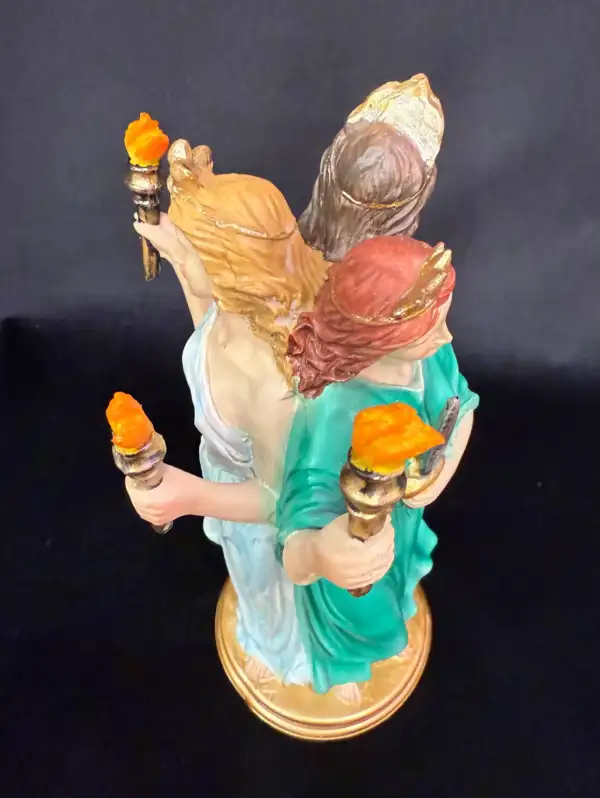 Figura Hecate Colores - Imagen 2