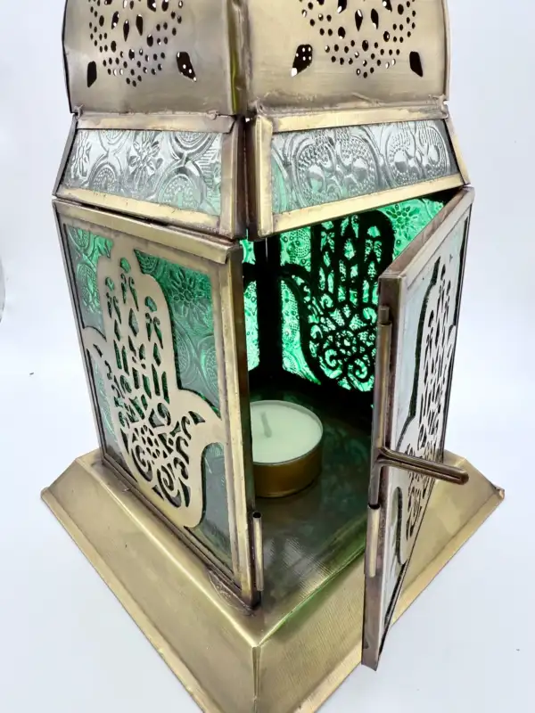 Candelabro Mano De Fatima Verde Y Dorado - Imagen 2