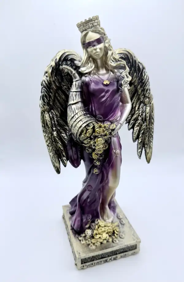 Figura Diosa De La Fortuna Con Alas Morado