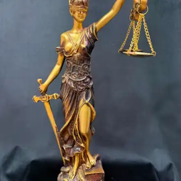 Diosa De La Justicia 40 Cm