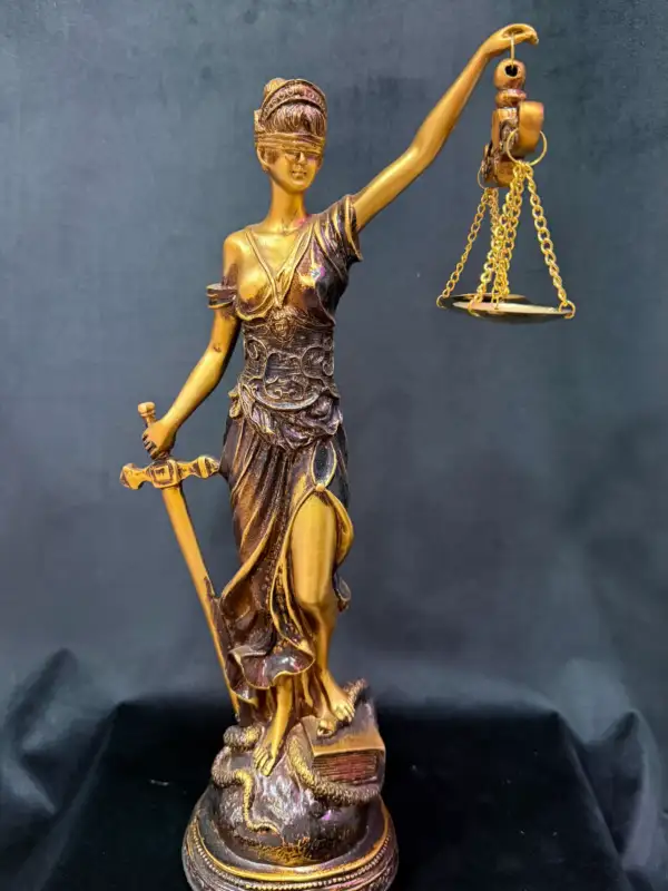 Diosa De La Justicia 40 Cm