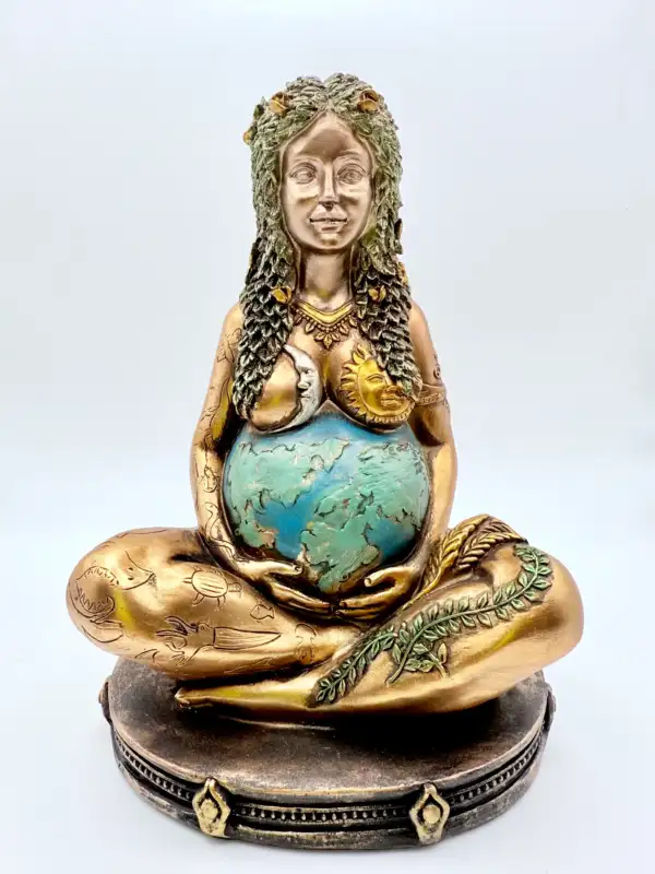 Figura Madre Tierra 20 Cm