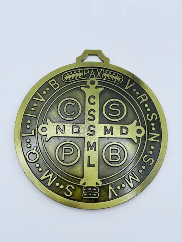 Medalla San Benito XXL Bronce para Colgar - Imagen 2