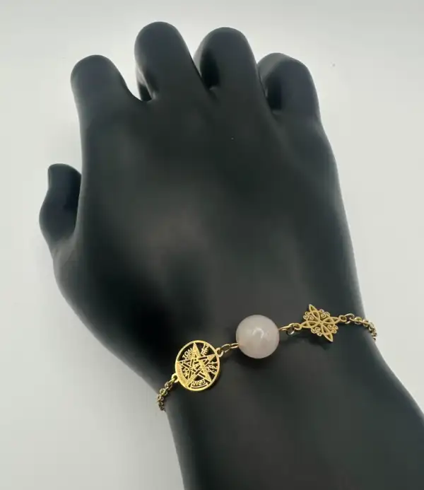 Pulsera Doble Proteccion Con Cuarzo Rosa Acero Dorado