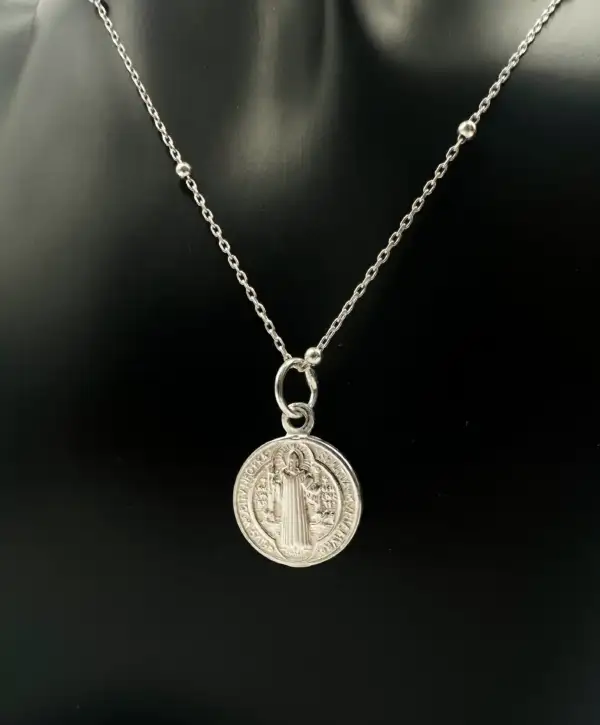 Colgante Medalla San Benito Mediana Plata De Ley - Imagen 2