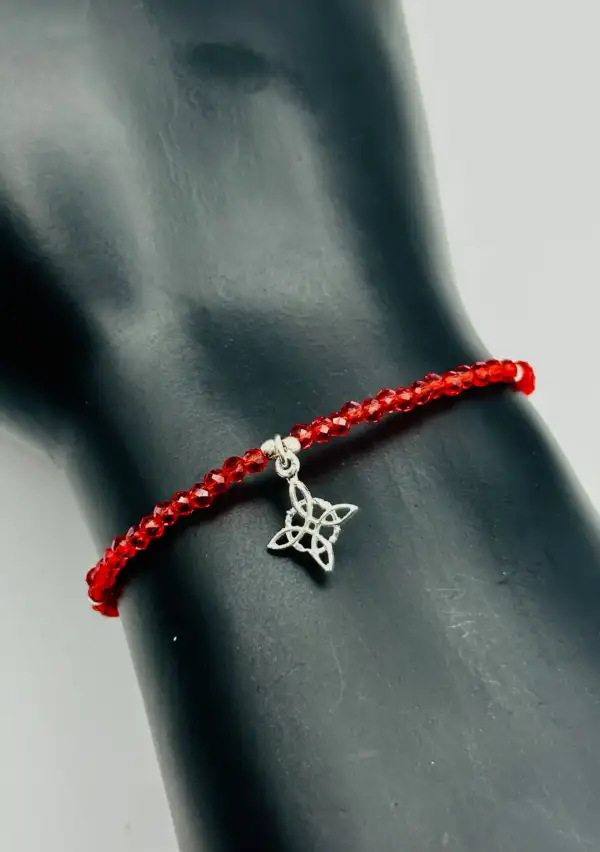 Pulsera Roja con Nudo de Bruja en Plata de Ley - Imagen 2
