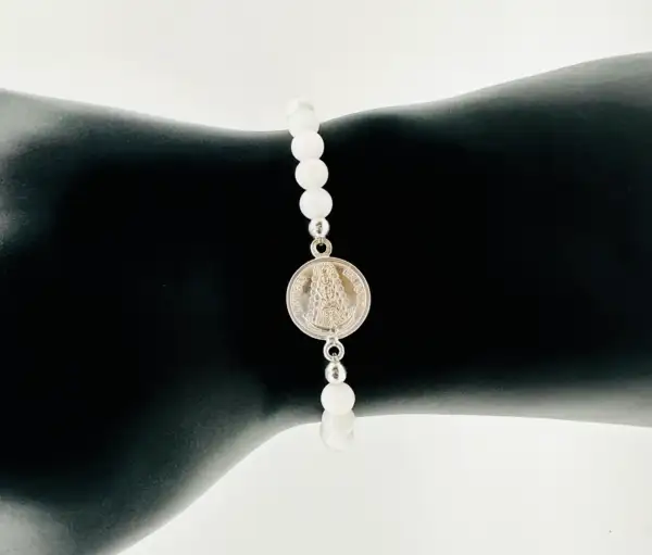 Pulsera Cuarzo Blanco Virgen del Rocio Plata de Ley - Imagen 2