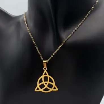 Colgante Triqueta Acero Dorado