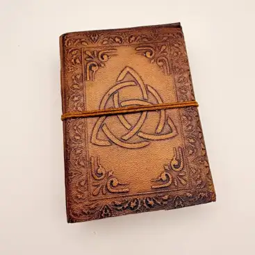 Cuaderno De Cuero Triqueta Pequeño