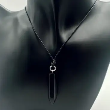 Colgante Cuerda Con Punta De Turmalina