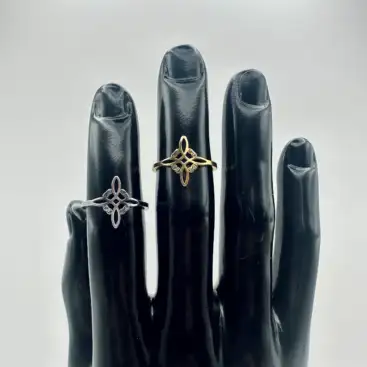 Anillo Nudo De Bruja Acero