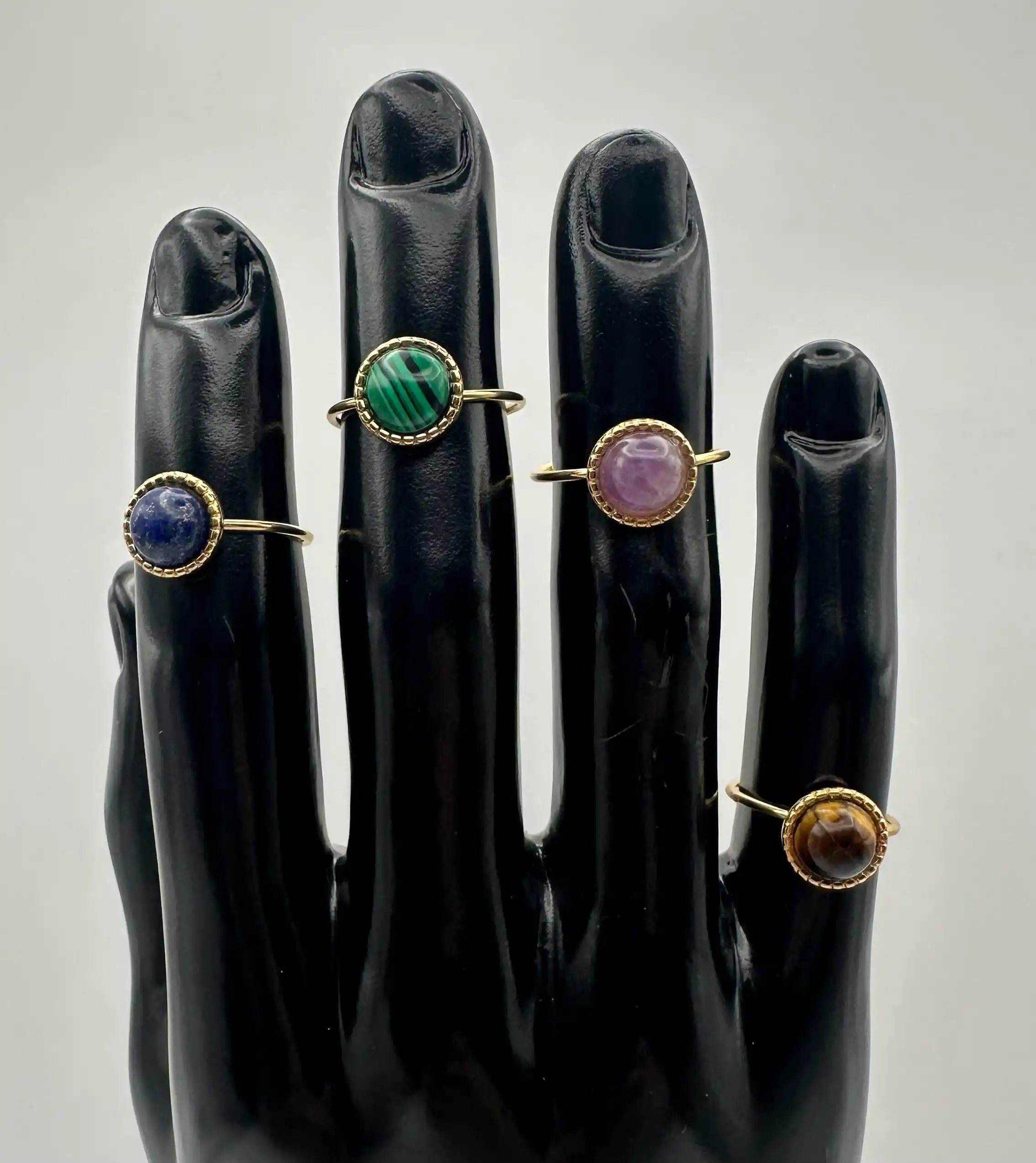 Anillo Redondo Pequeño Acero Dorado