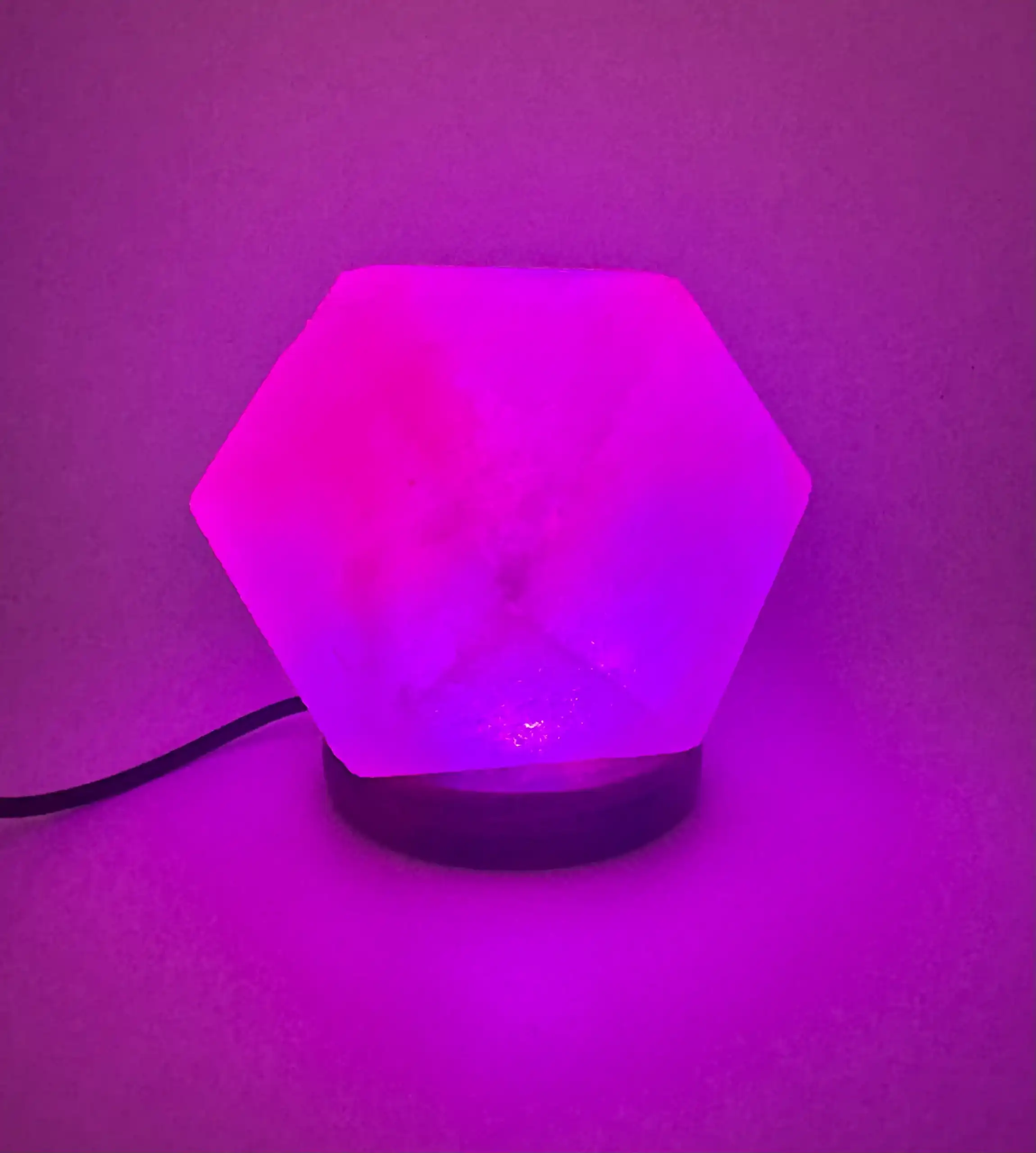Lampara De Sal Del Himalaya Rombo Led - Imagen 4