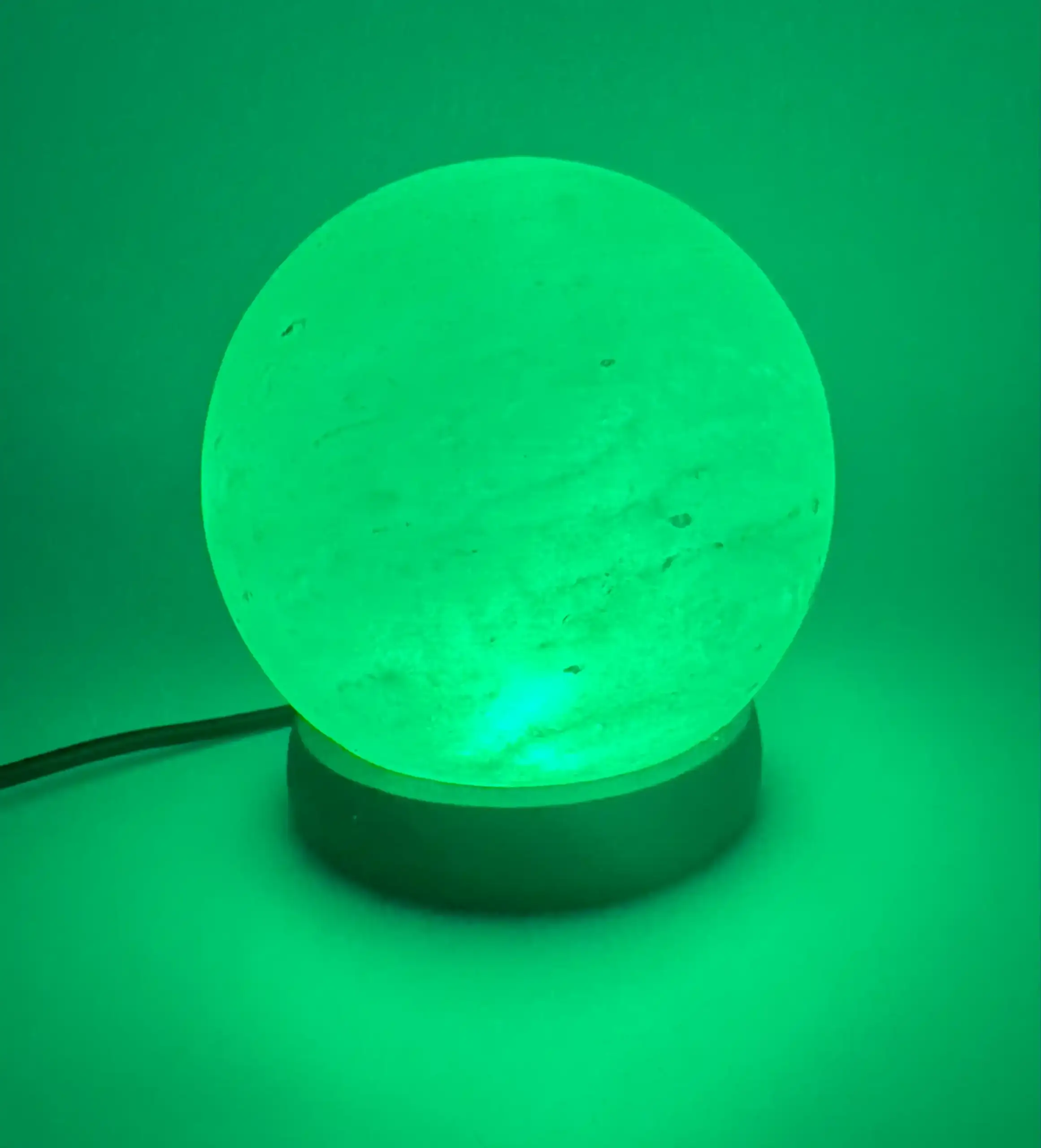 Lampara De Sal Del Himalaya Esfera Led - Imagen 7