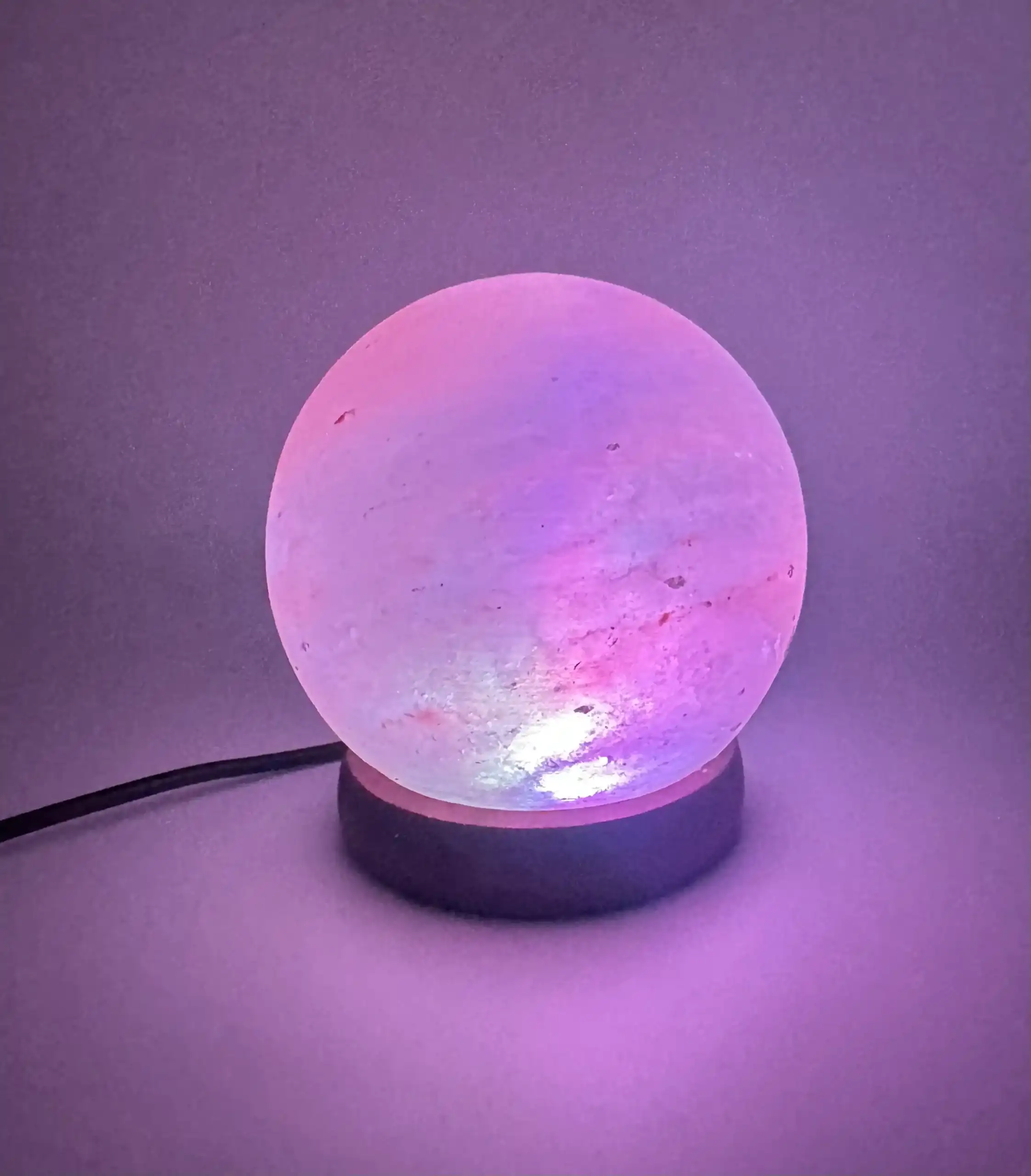Lampara De Sal Del Himalaya Esfera Led - Imagen 8
