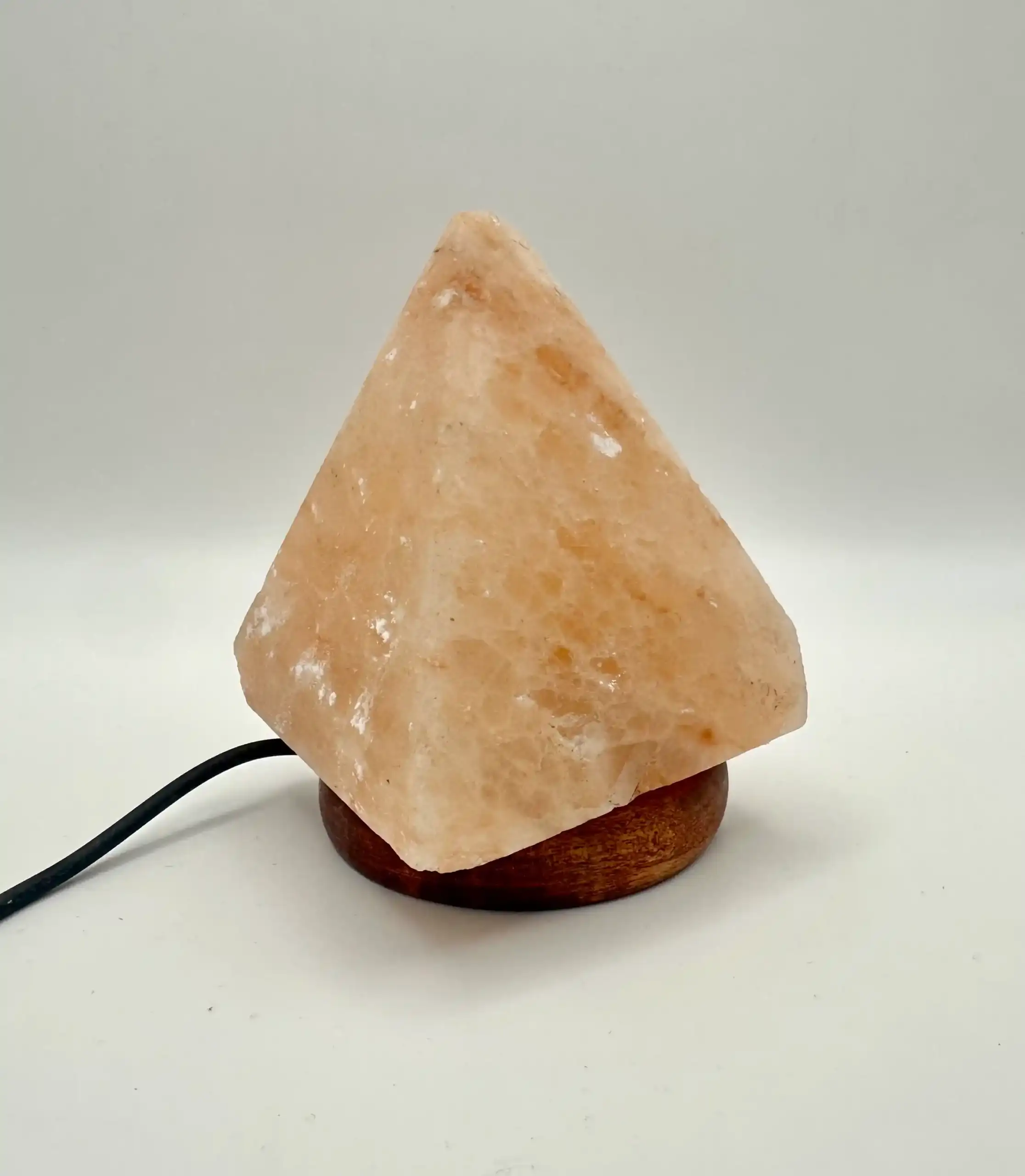 Lampara De Sal Del Himalaya Piramide Led