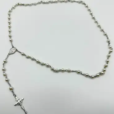 Rosario Perlas Grande