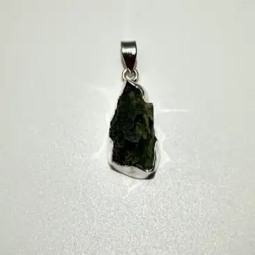 Colgante Moldavita Plata De Ley 3,68 Gramos