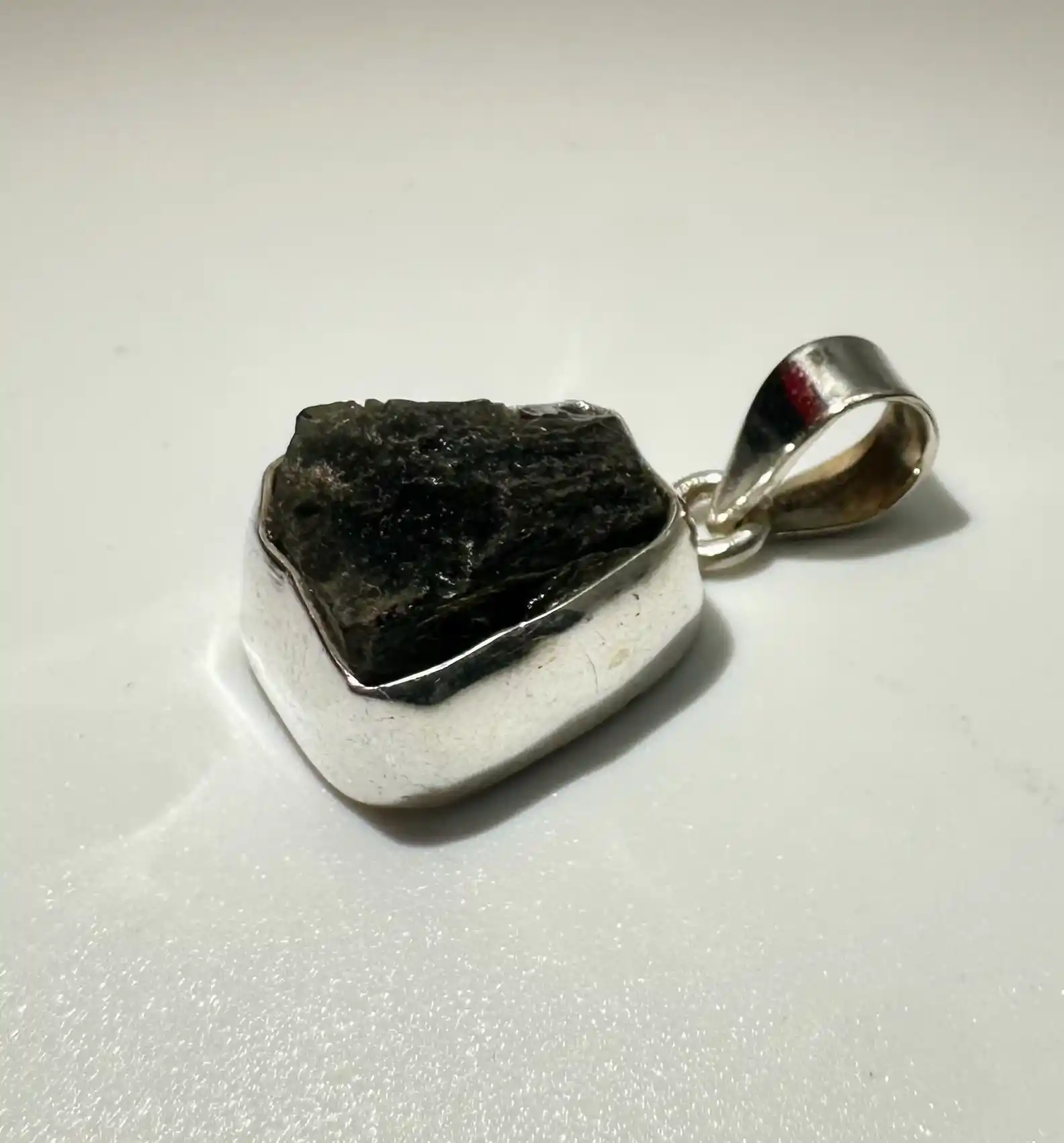 Colgante Moldavita Plata De Ley 3,93 Gramos - Imagen 3