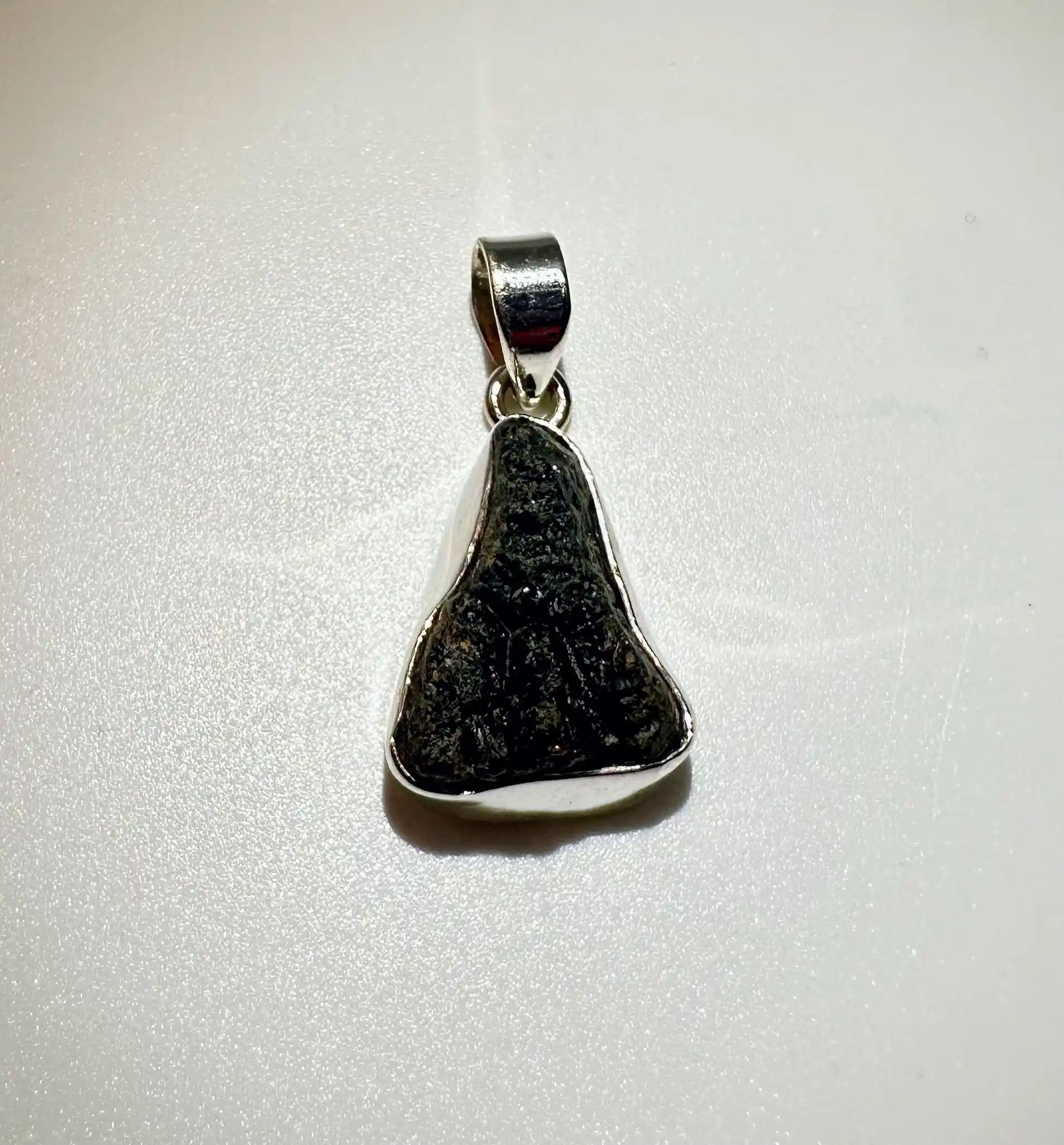 Colgante Moldavita Plata De Ley 3,88 Gramos