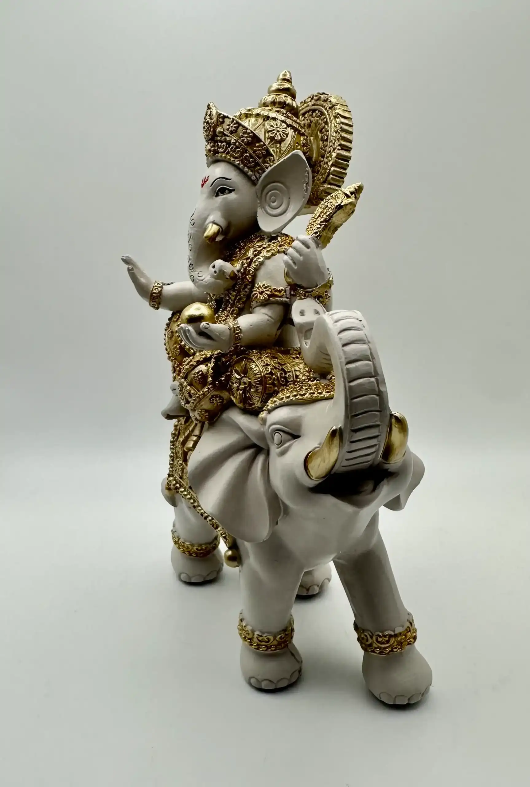 Figura Ganesh Sobre Elefante 22Cm - Imagen 4