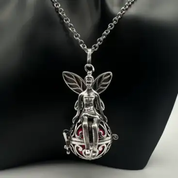 Colgante Llamador De Angeles Rosa Con Hada En Plata De Ley Y Acero