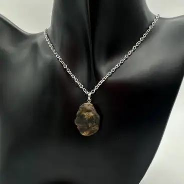 Colgante Ambar Azul De Madagascar Acero