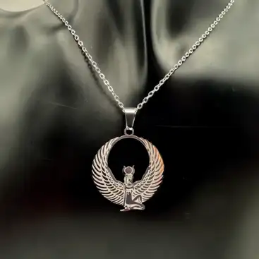 Colgante Isis Acero Plateado Modelo 3